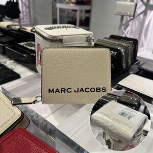 Marc Jacobs Cream Wallet